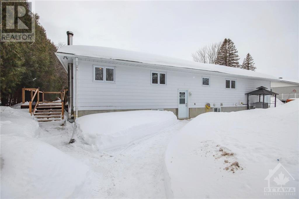 Listing 1330921 - Large Photo # 24