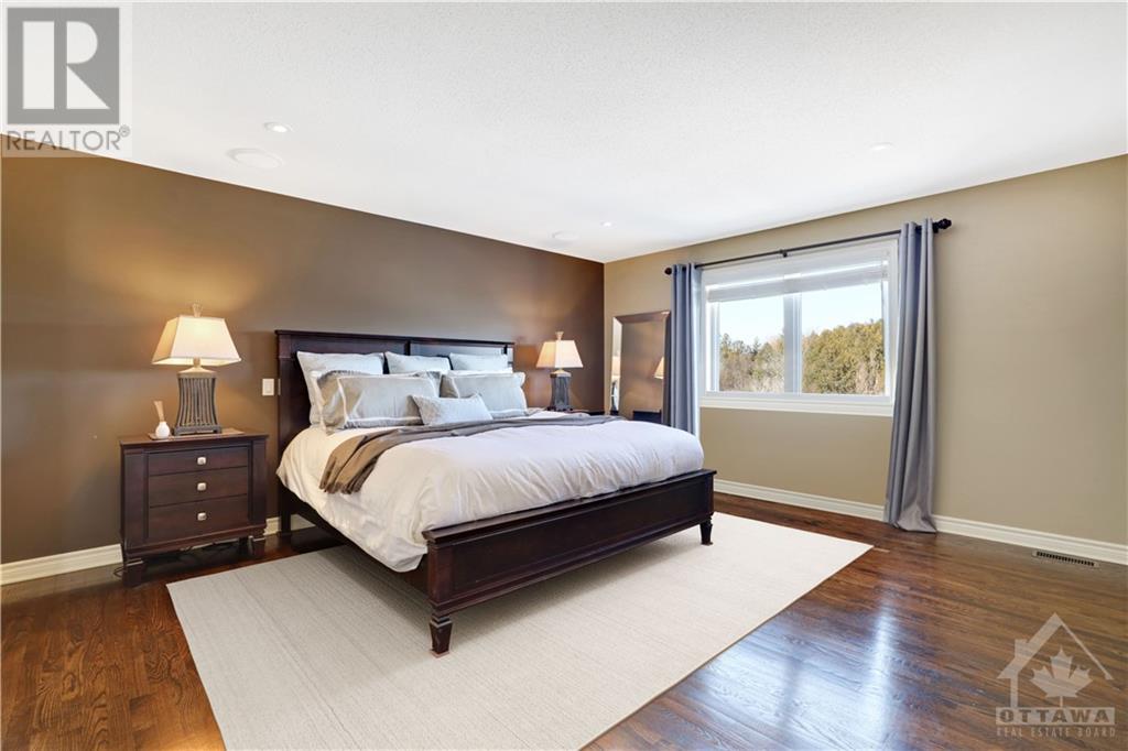 Listing 1331012 - Large Photo # 17