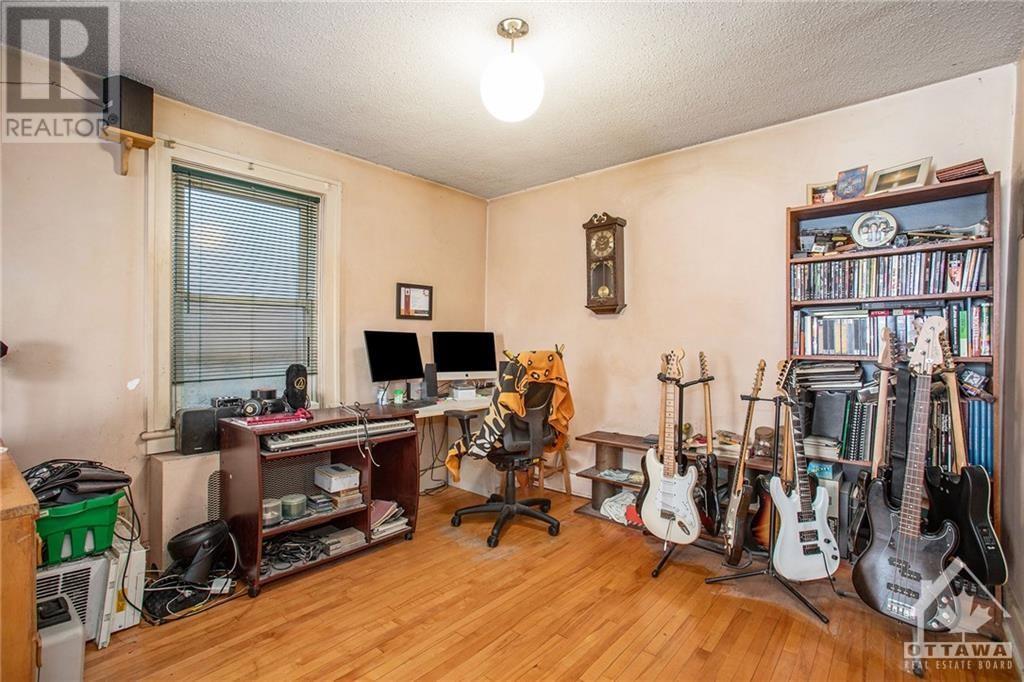 Listing 1331020 - Large Photo # 24