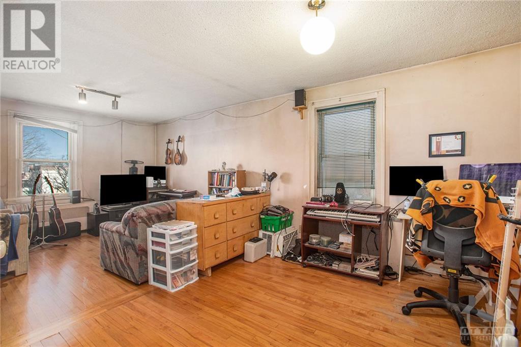 Listing 1331021 - Large Photo # 22