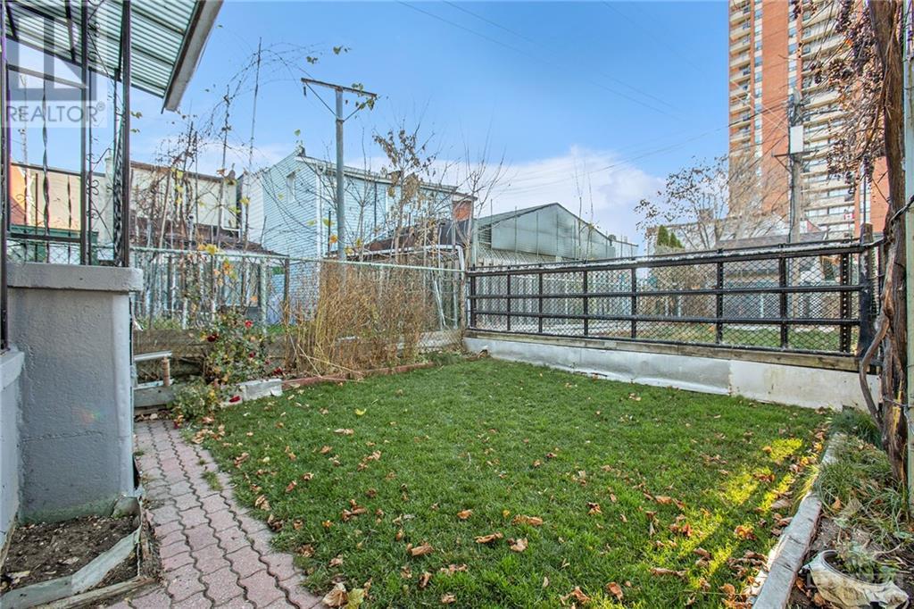 Listing 1331021 - Large Photo # 20