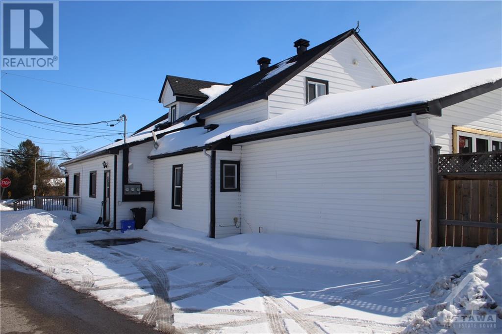 Listing 1331119 - Large Photo # 3