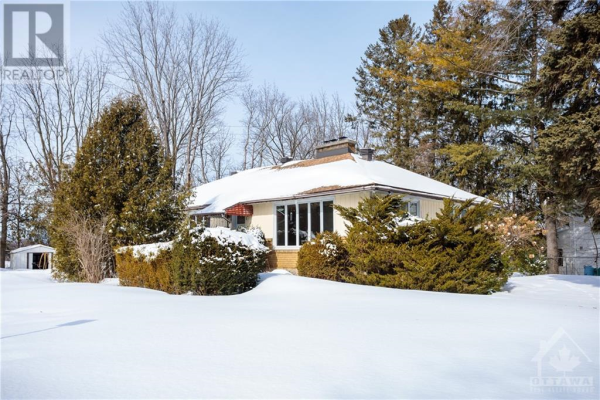 141 RODNEY CRESCENT, Ottawa
