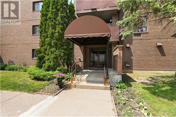 95 WINDSOR DRIVE UNIT#204, Brockville
