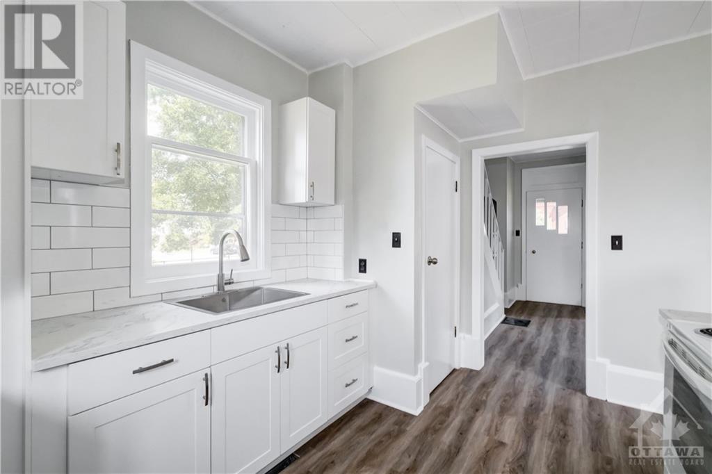 Listing 1331635 - Large Photo # 15