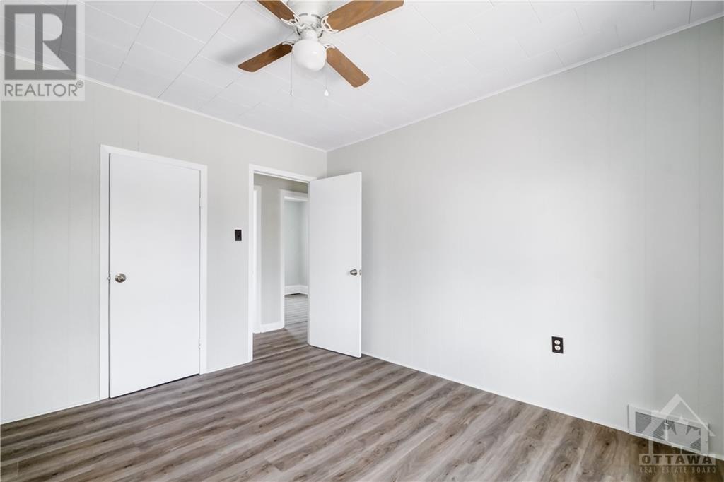 Listing 1331635 - Large Photo # 18