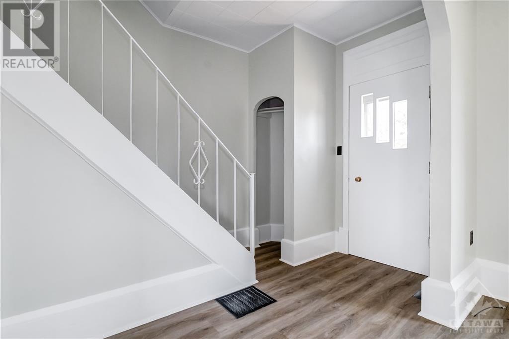 Listing 1331635 - Large Photo # 2
