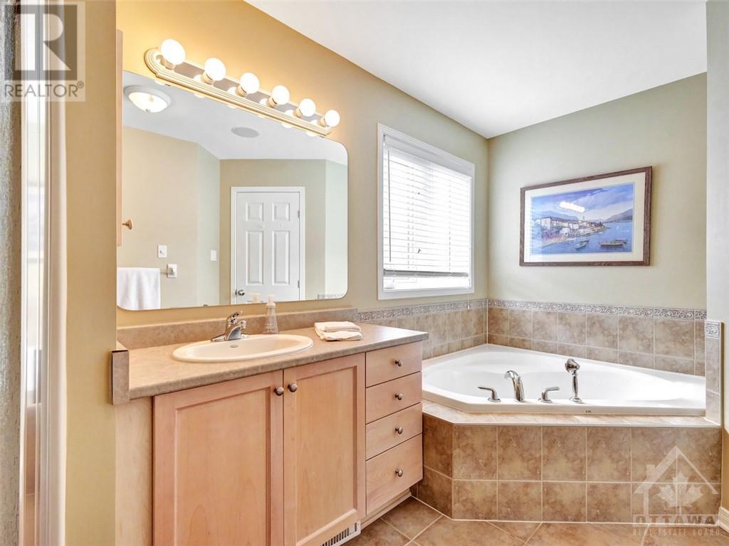 Listing 1331757 - Large Photo # 19
