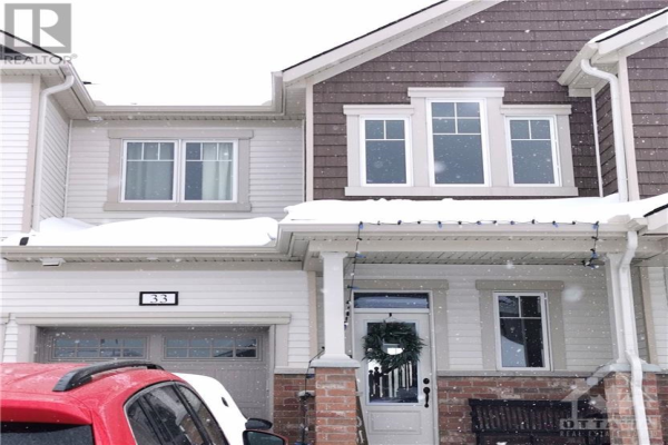 33 BERMONDSEY WAY, Ottawa
