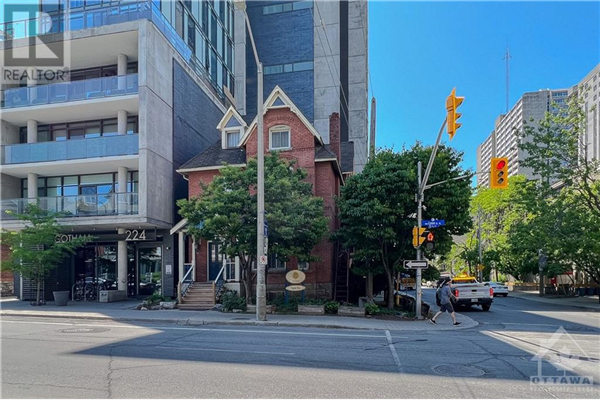 222 LYON STREET N, Ottawa