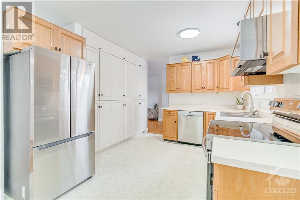 Listing 1331955 - Large Photo # 13