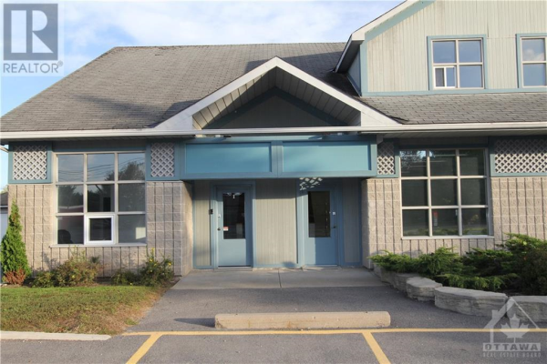 212 VANBUREN STREET S UNIT#2, Kemptville