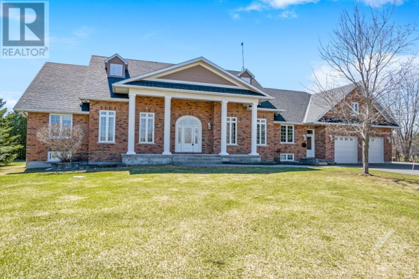 8246 RODNEY FARM DRIVE, Ottawa