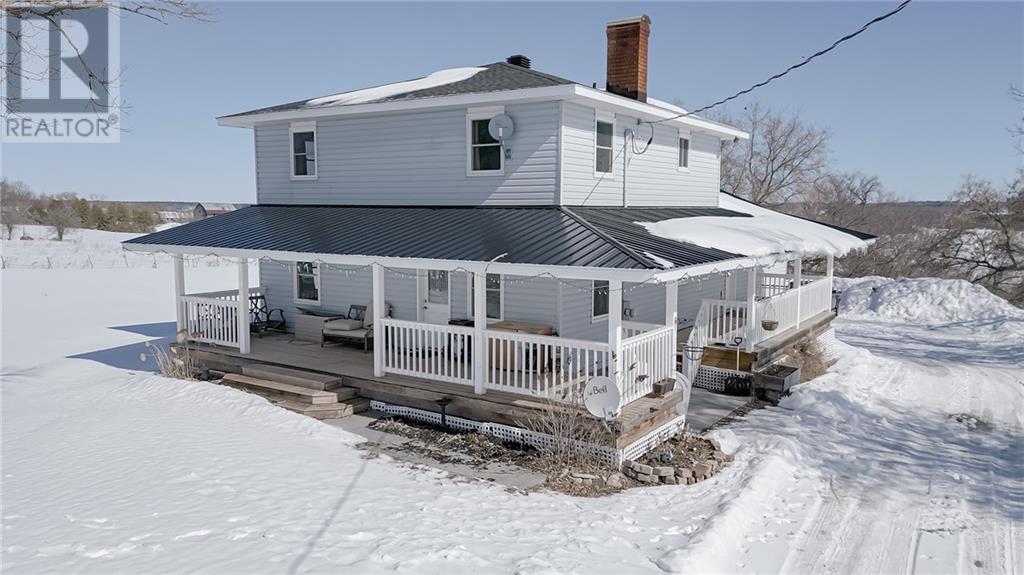 Listing 1332142 - Large Photo # 1