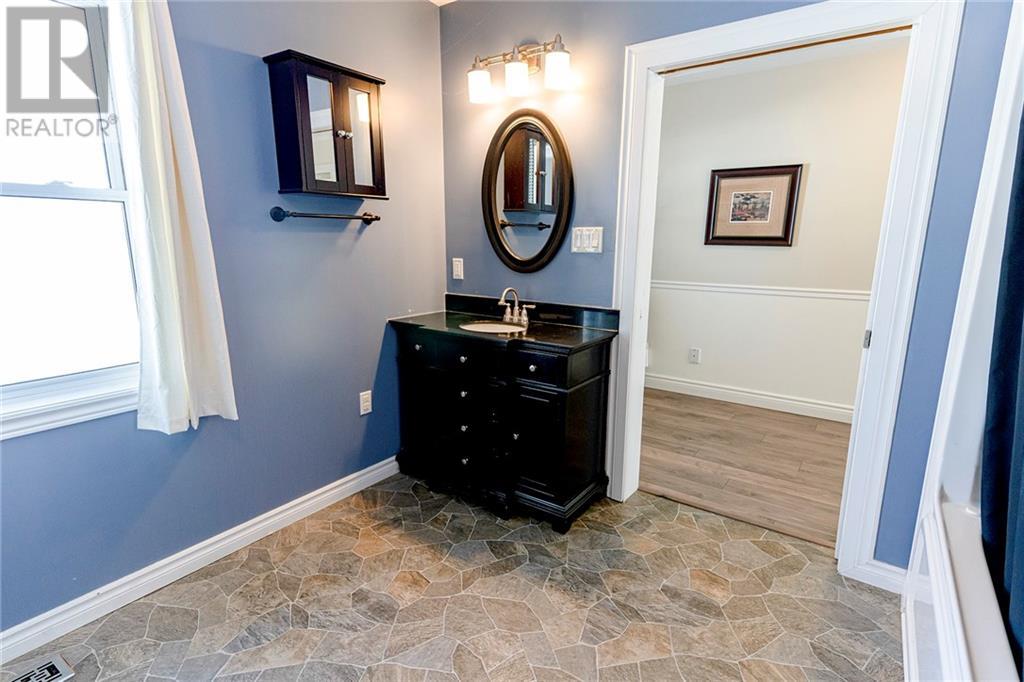 Listing 1332142 - Large Photo # 14