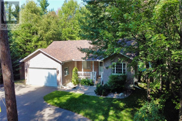 6 STEFFEN STREET, Petawawa