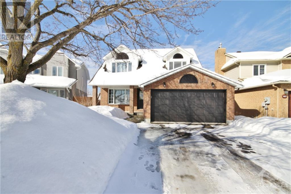 3011 COURTYARD CRESCENT, Ottawa