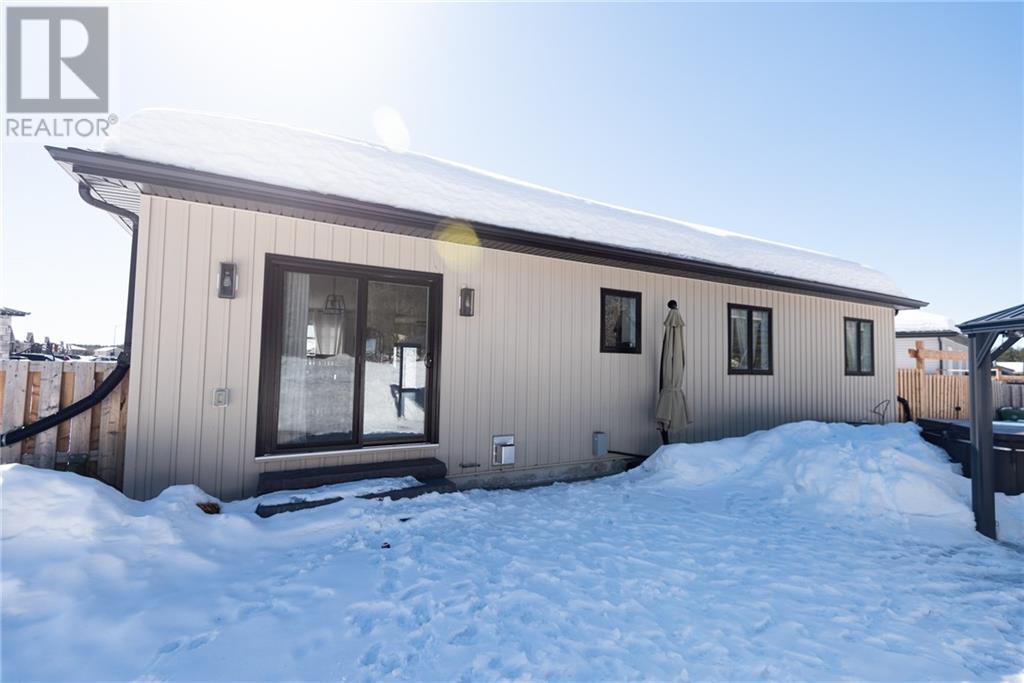 Listing 1332316 - Large Photo # 27