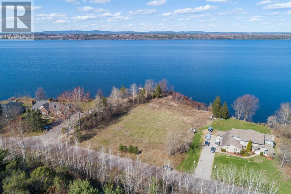 MOUNTAINVIEW DRIVE, Pembroke