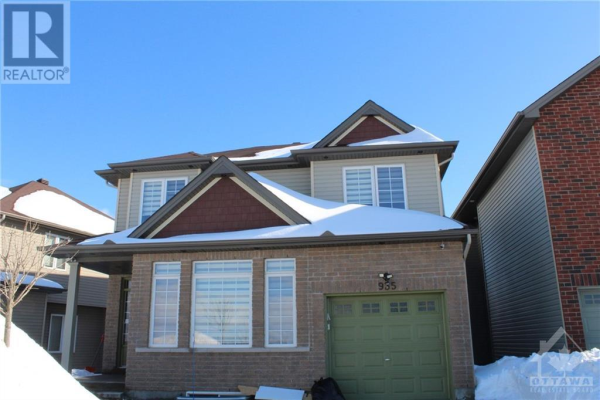 935 ROTARY WAY, Ottawa