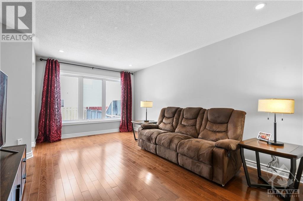 Listing 1332351 - Large Photo # 14
