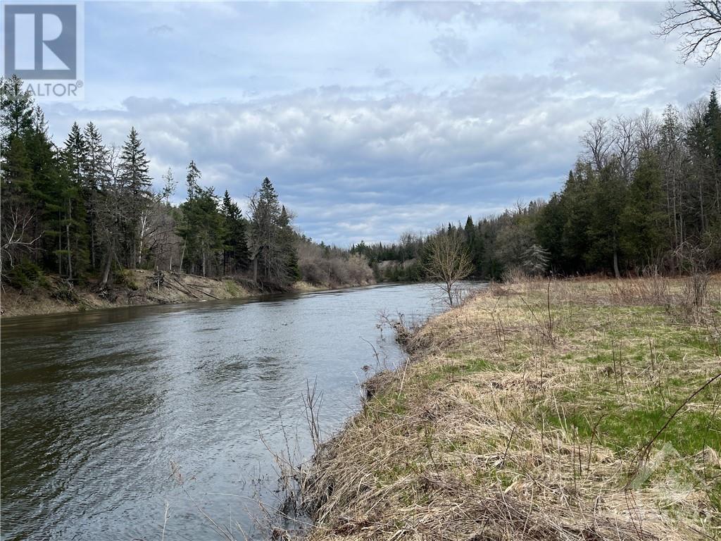 Listing 1332368 - Large Photo # 1