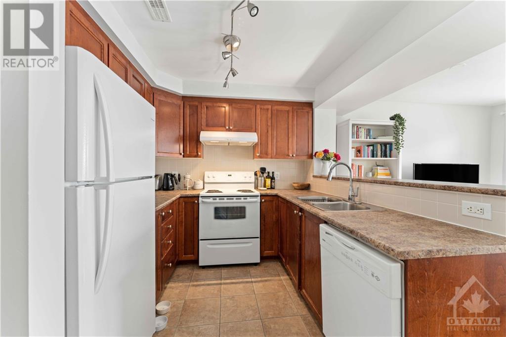 Listing 1332425 - Large Photo # 12
