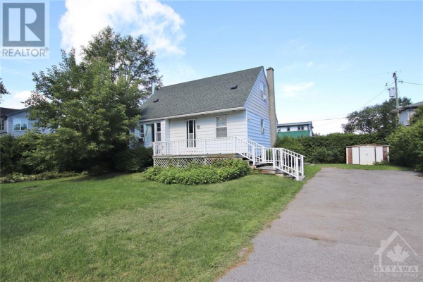 115 RITA AVENUE, Ottawa