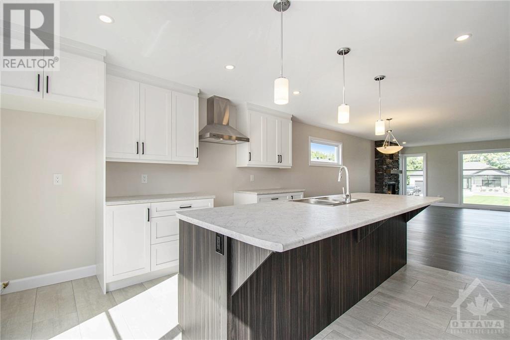 Listing 1332563 - Large Photo # 14