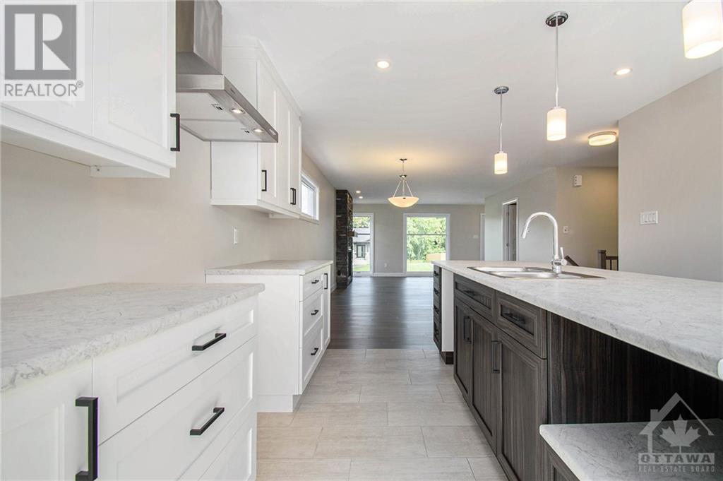 Listing 1332563 - Large Photo # 13