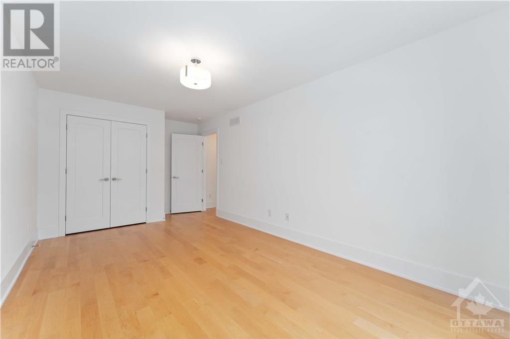 Listing 1332593 - Large Photo # 21