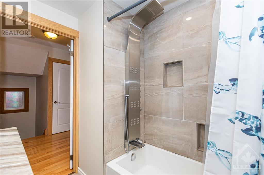 Listing 1332680 - Large Photo # 15