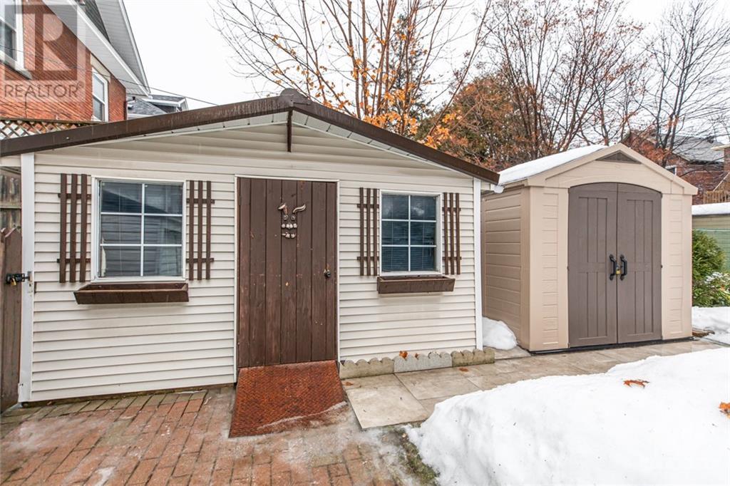 Listing 1332680 - Large Photo # 23