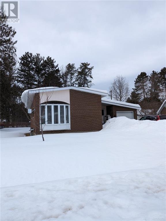 Listing 1332686 - Large Photo # 1