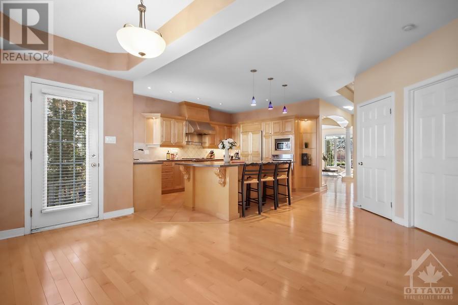 Listing 1332739 - Large Photo # 11
