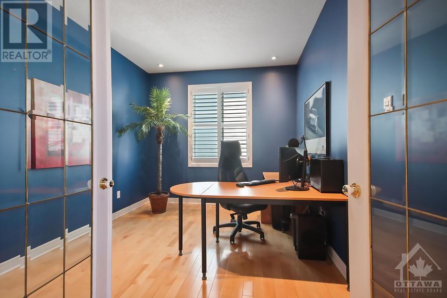 Listing 1332739 - Large Photo # 18