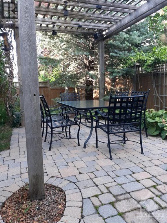 Listing 1332739 - Large Photo # 28
