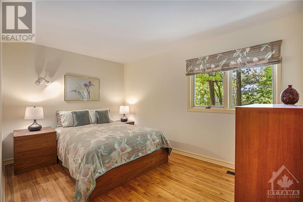 Listing 1332797 - Large Photo # 13