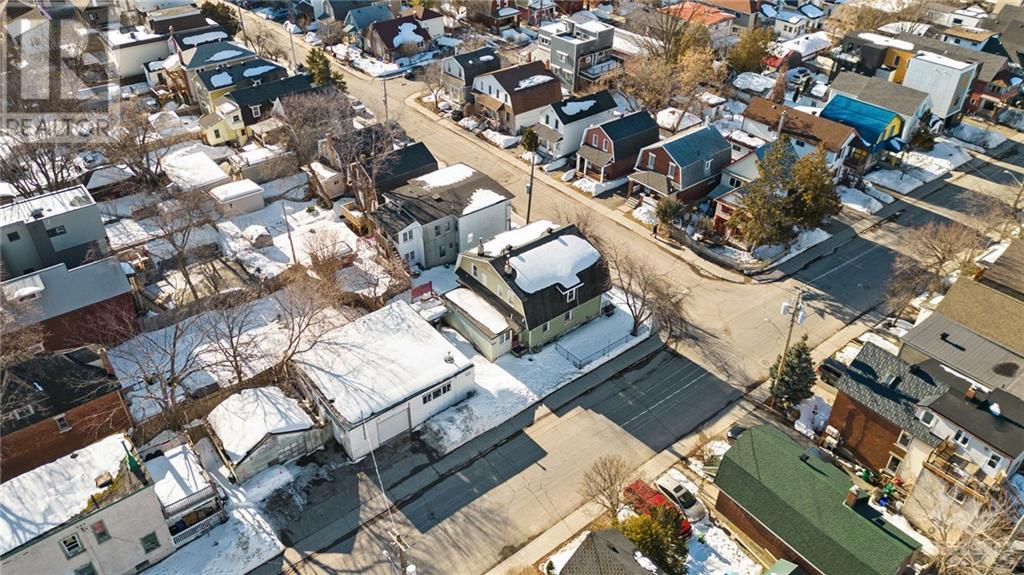 Listing 1332881 - Large Photo # 1