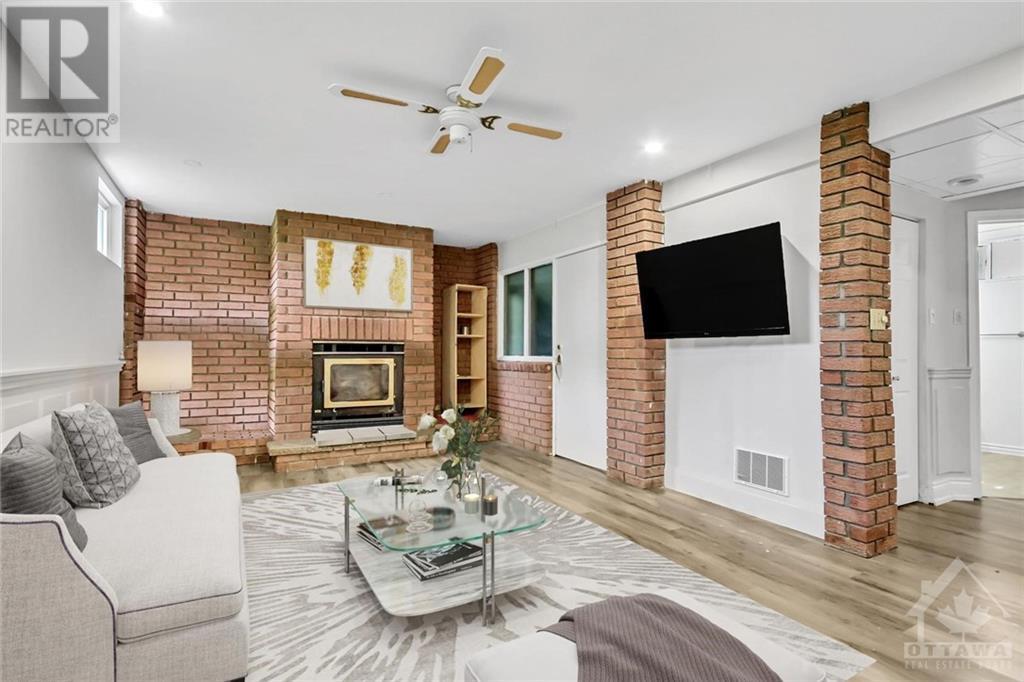 Listing 1332930 - Large Photo # 13