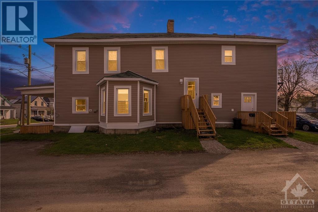 Listing 1332949 - Large Photo # 2