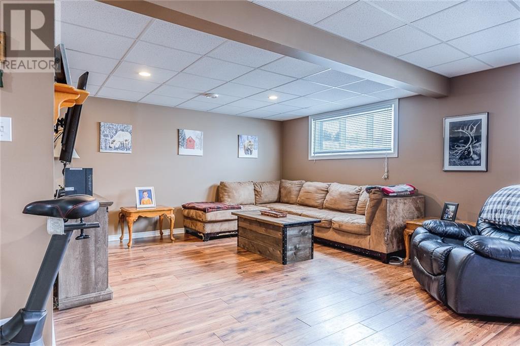 Listing 1332989 - Large Photo # 23