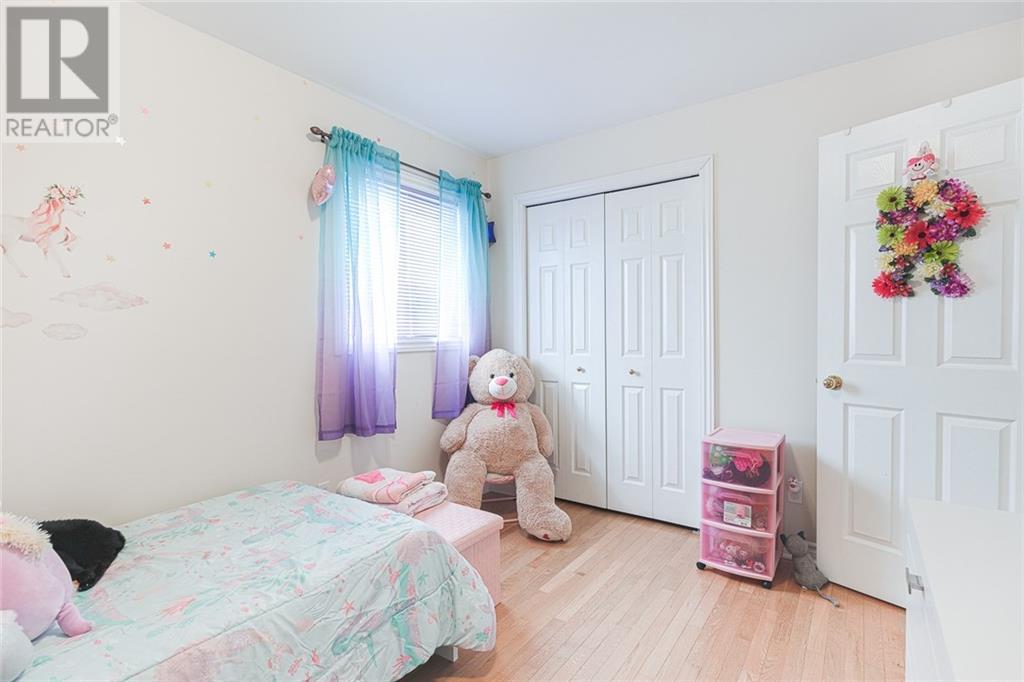 Listing 1332989 - Large Photo # 16