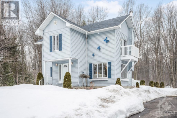 929 RIDGE ROAD E, Vankleek Hill
