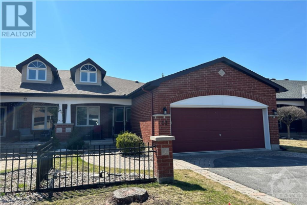 13 COULSON COURT, Kanata
