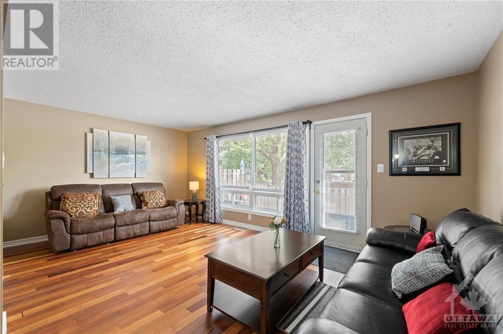 Listing 1333338 - Large Photo # 12