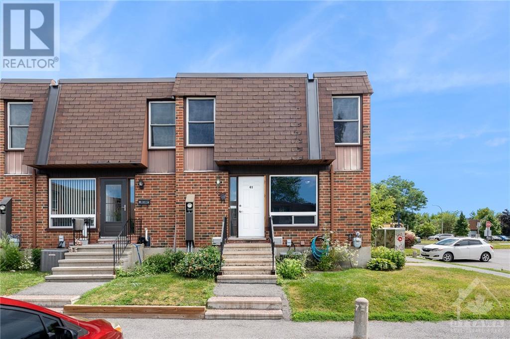 Listing 1333338 - Large Photo # 1
