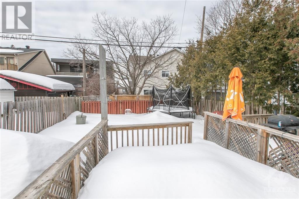 Listing 1333383 - Large Photo # 25