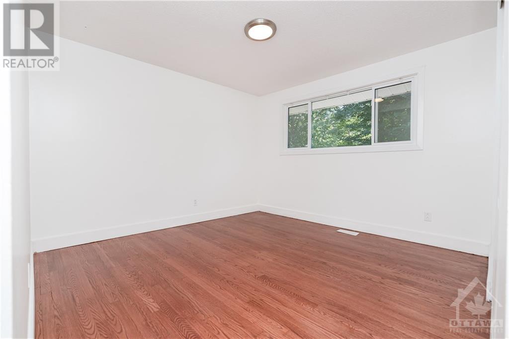 Listing 1333419 - Large Photo # 11