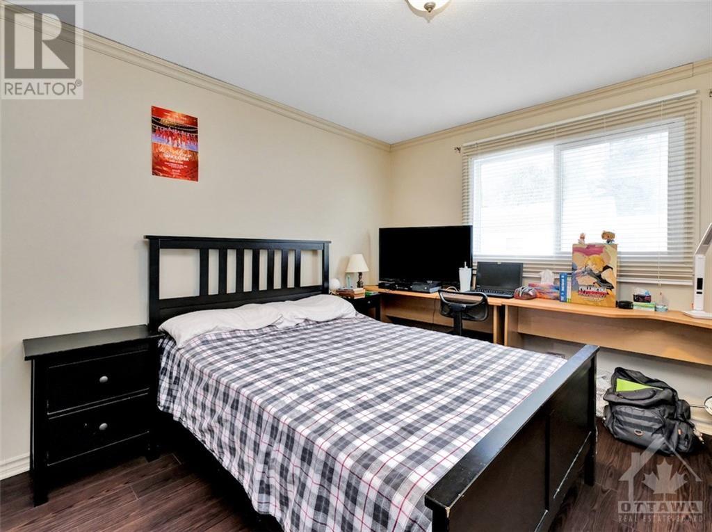 Listing 1333527 - Large Photo # 18